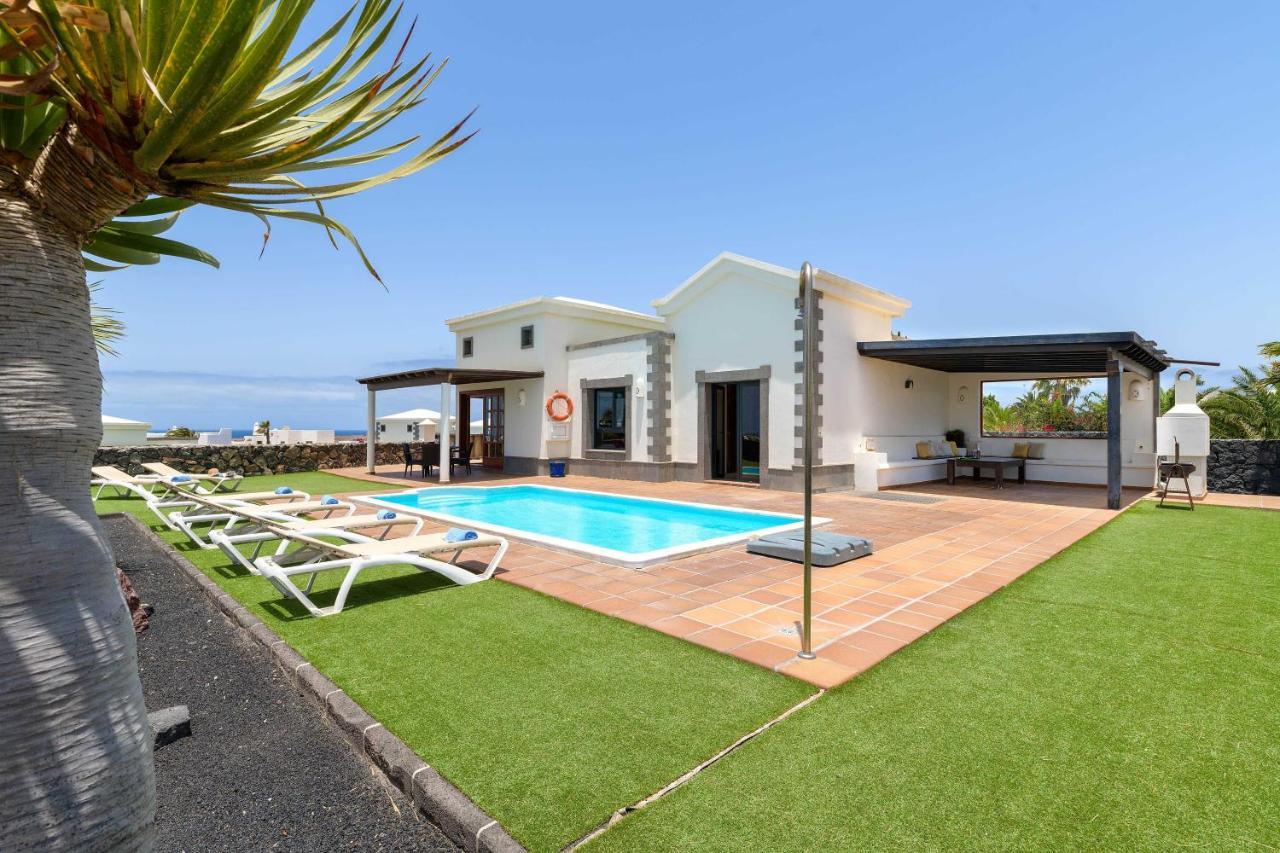 Villa Los Dragos Playa Blanca  Exterior foto